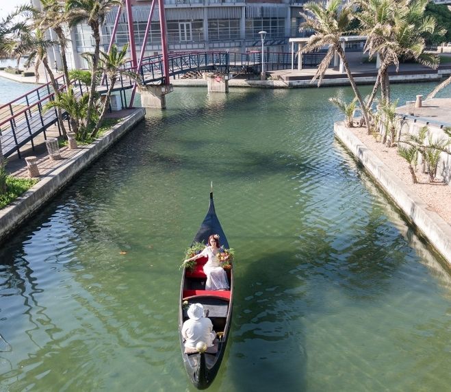 Relaxing Day Gondola Ride Durban Attractions